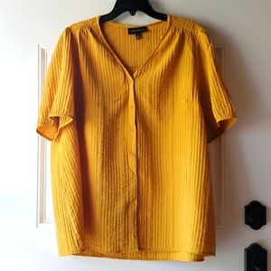 Lane Bryant Mustard Crinkle Button Down Blouse EUC